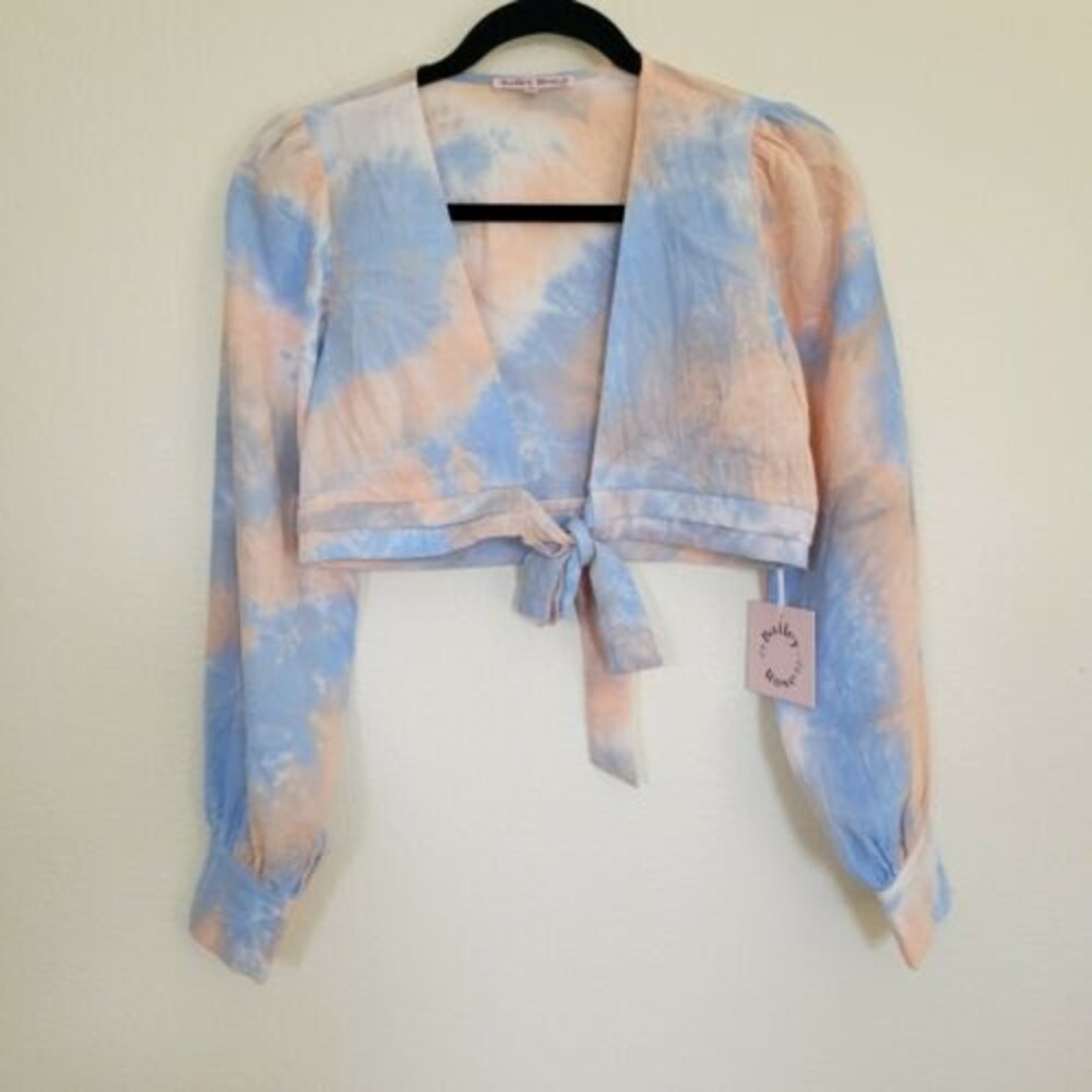 NWTS Bailey Rose Size XS Tye Dye crop top Blouse Long Sleeve Blue peach